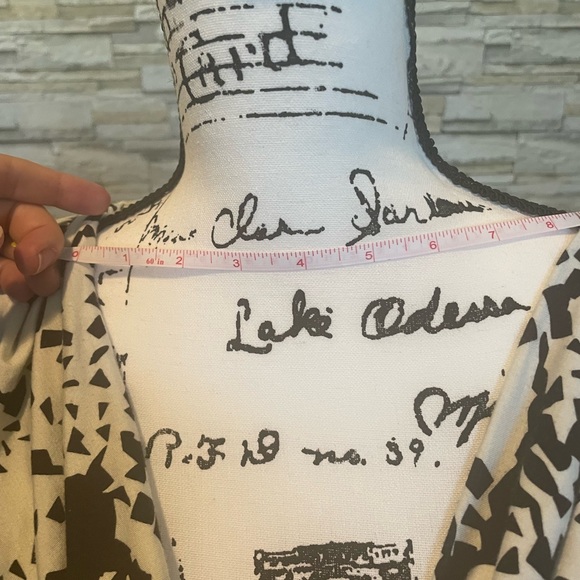 Black & Ivory pattern dress by Velvet with scoop neckline. NWOT, small. - Picture 7 of 8